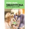 Senior używa smartfona
