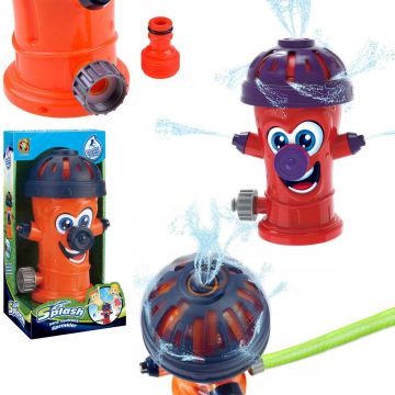 Hydrant pryskający wodą