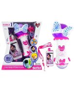 Mikrofon karaoke dla małej piosenkarki