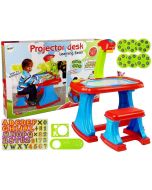 Stolik edukacyjny z projektorem