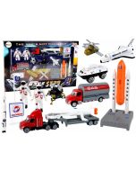 Zestaw figurek kosmos ciężarówka rakieta 15 el