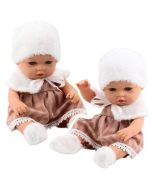 Lalka bobas e beżowej sukience